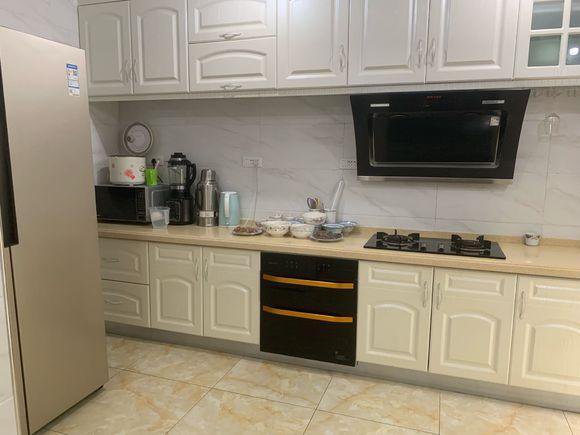 80萬回老家建兩層小別墅含內(nèi)部裝修，鄰居看完都說很實(shí)用