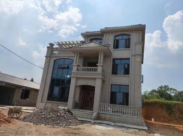 13套湖南豪華歐式農(nóng)村別墅完工圖，PK下哪套更好看