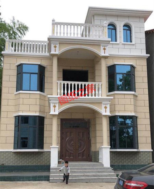 三層自建房實景圖，看了別人家建的房子，我也心動了