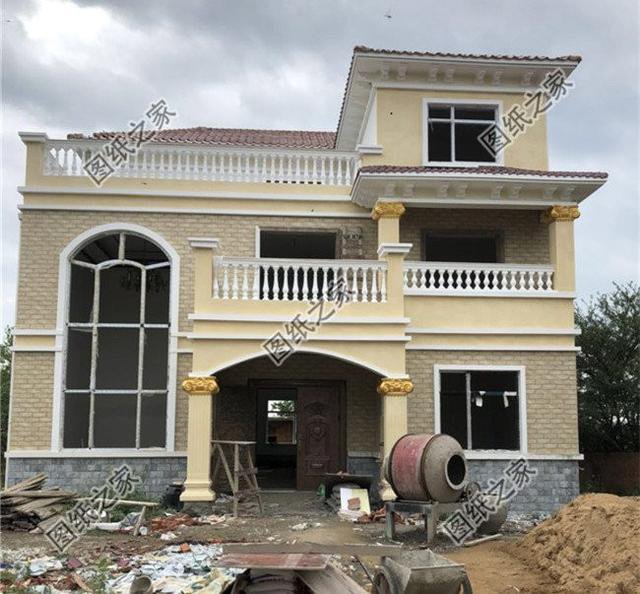 三層農(nóng)村自建房實(shí)景圖平面圖，快來(lái)看看三層別墅怎么建！