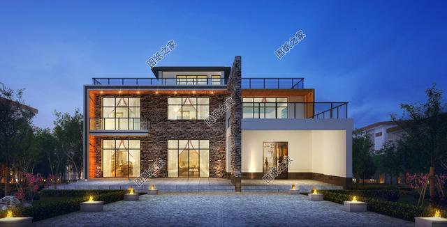 漂亮的農(nóng)村自建二層普通房，寬敞明亮，夠住也不會(huì)顯得空曠