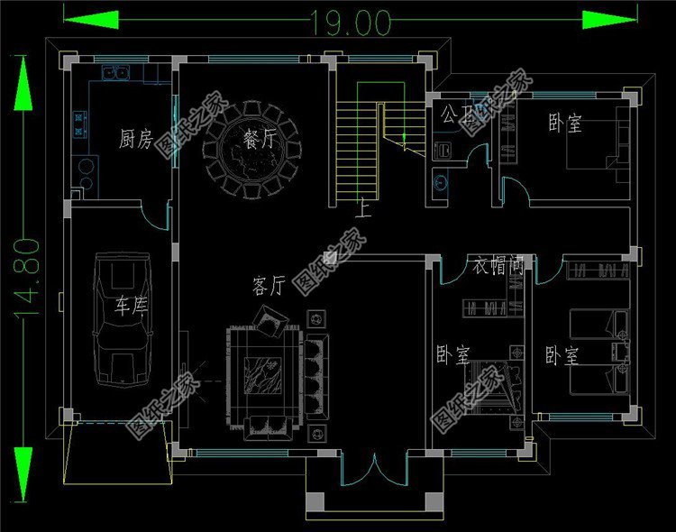 有實用車庫的二層自建房，外觀布局都出色的設(shè)計